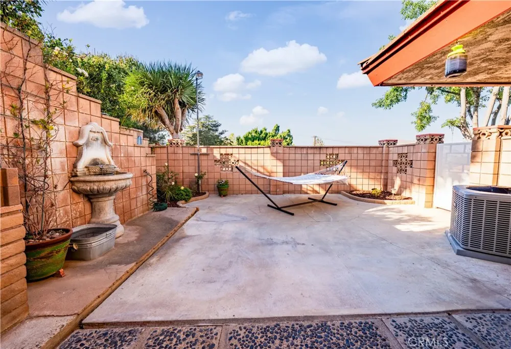 5425 Golden West Riverside, CA 92509