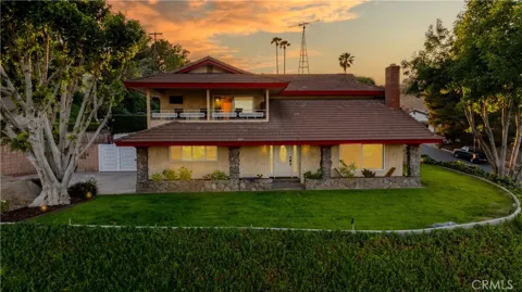 5425 Golden West