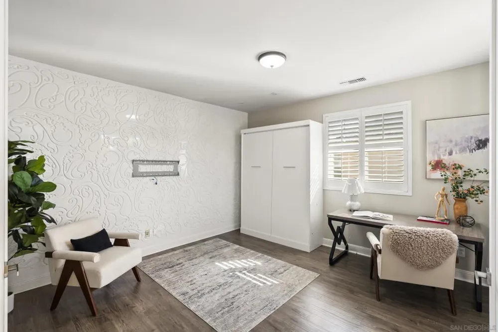 15639 Via Montecristo San Diego, CA 92127