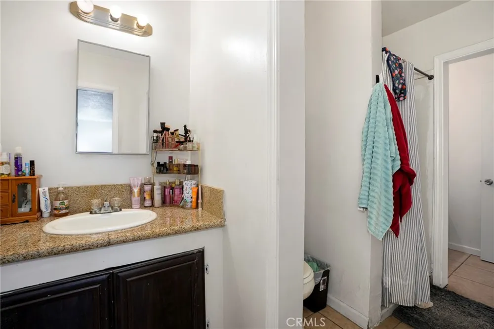 1218 W D STREET Wilmington, CA 90744