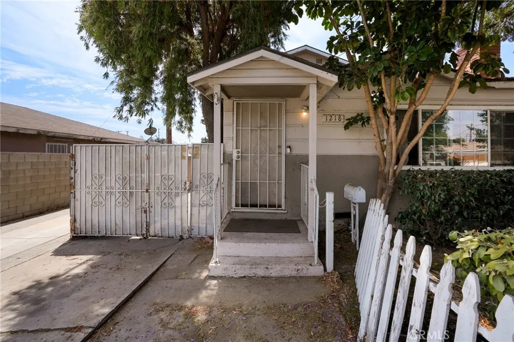 1218 W D STREET Wilmington, CA 90744