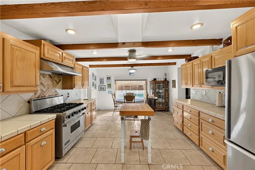 23598 Road 15 3/4 Chowchilla, CA 93610