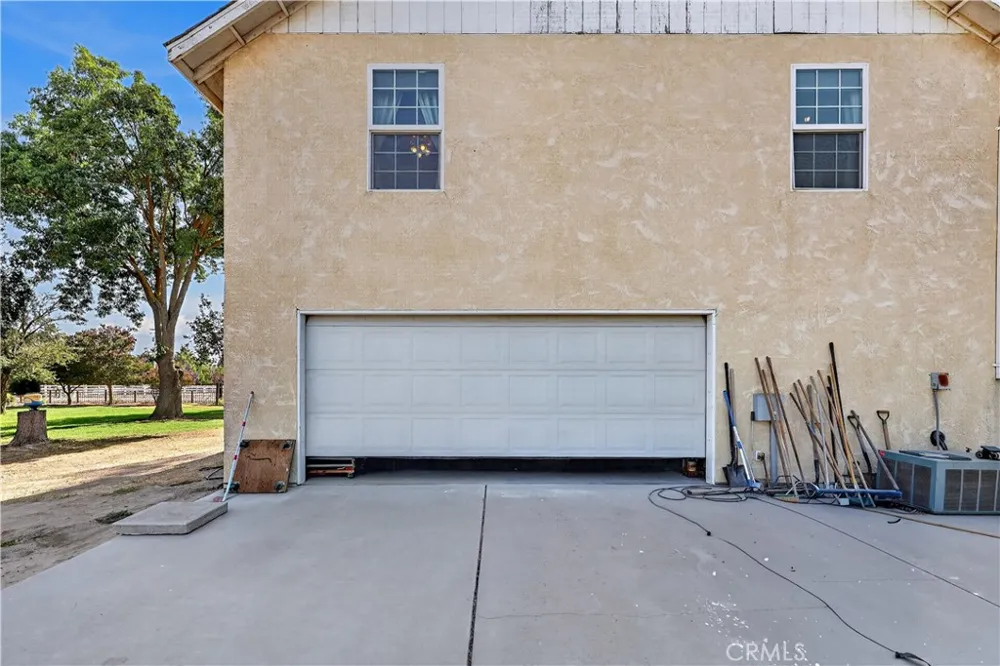 23598 Road 15 3/4 Chowchilla, CA 93610