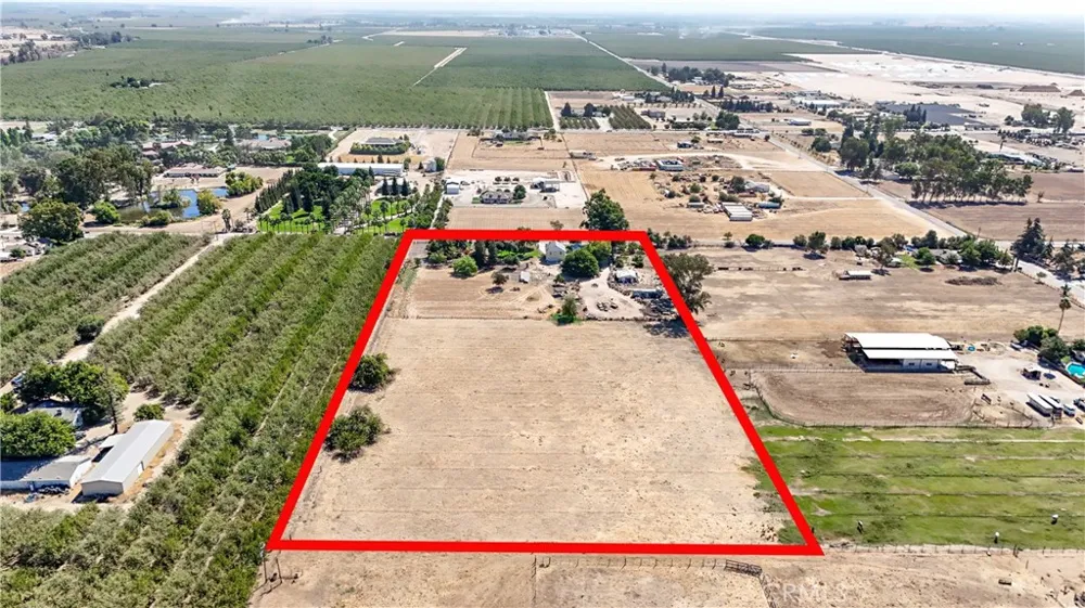 23598 Road 15 3/4 Chowchilla, CA 93610