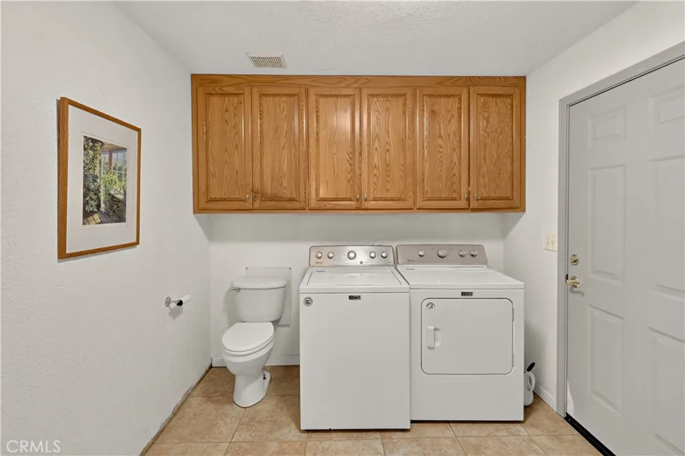 23598 Road 15 3/4 Chowchilla, CA 93610