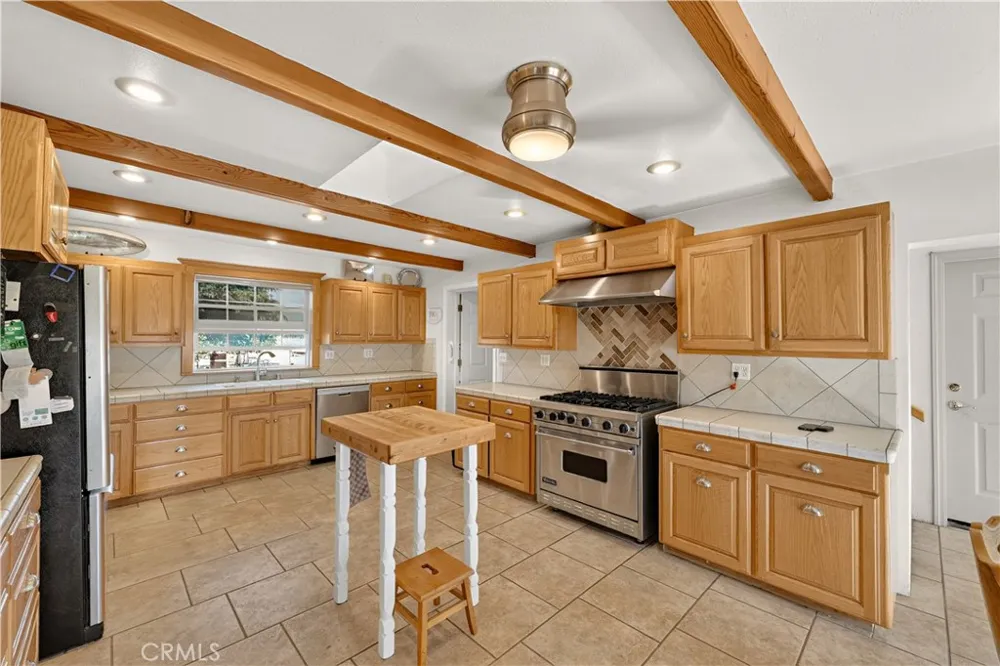 23598 Road 15 3/4 Chowchilla, CA 93610