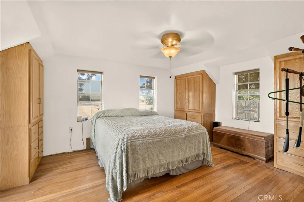 23598 Road 15 3/4 Chowchilla, CA 93610