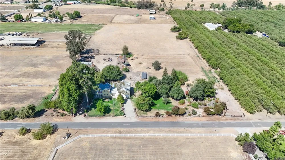 23598 Road 15 3/4 Chowchilla, CA 93610
