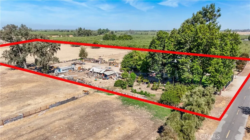 23598 Road 15 3/4 Chowchilla, CA 93610