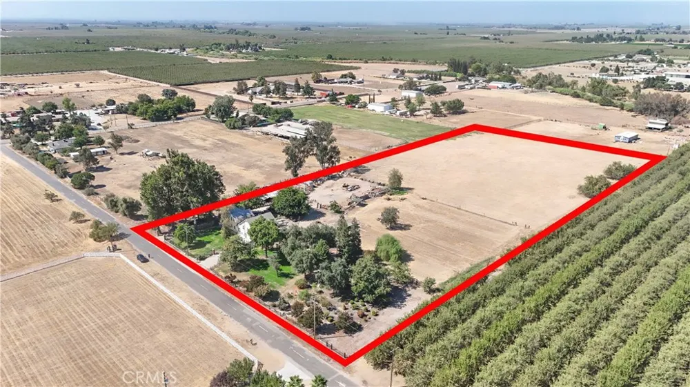 23598 Road 15 3/4 Chowchilla, CA 93610