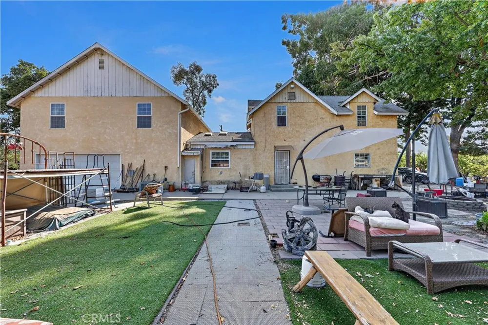 23598 Road 15 3/4 Chowchilla, CA 93610