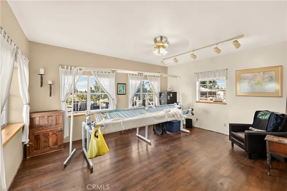 23598 Road 15 3/4 Chowchilla, CA 93610