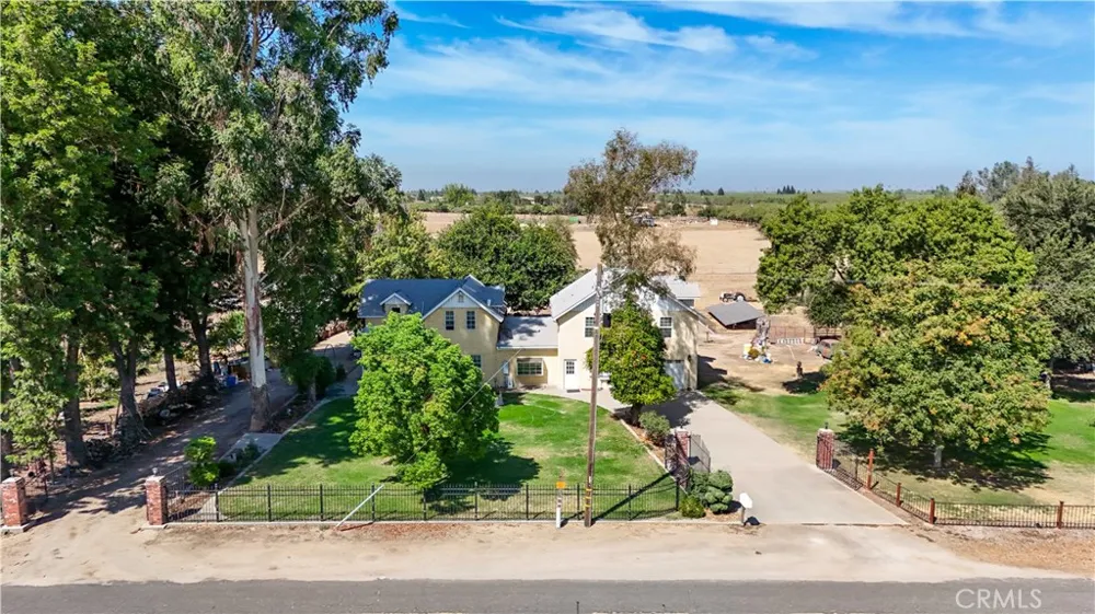 23598 Road 15 3/4 Chowchilla, CA 93610