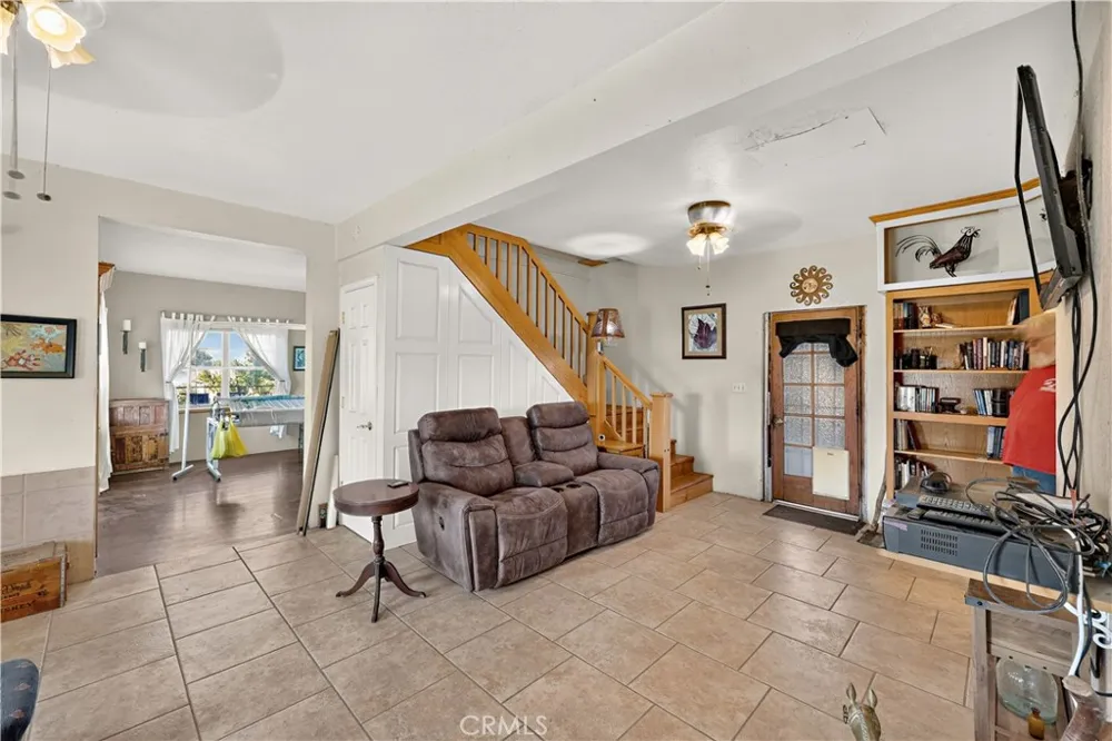 23598 Road 15 3/4 Chowchilla, CA 93610