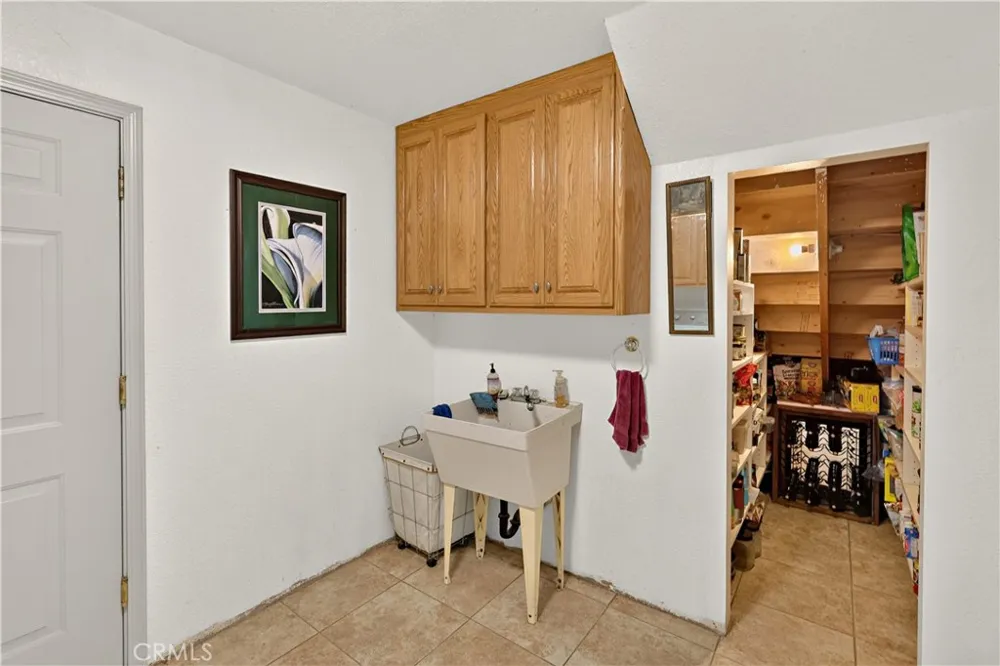23598 Road 15 3/4 Chowchilla, CA 93610