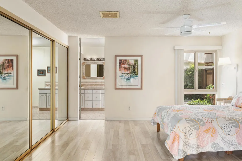 5282 E Lakeside Drive Palm Springs, CA 92264