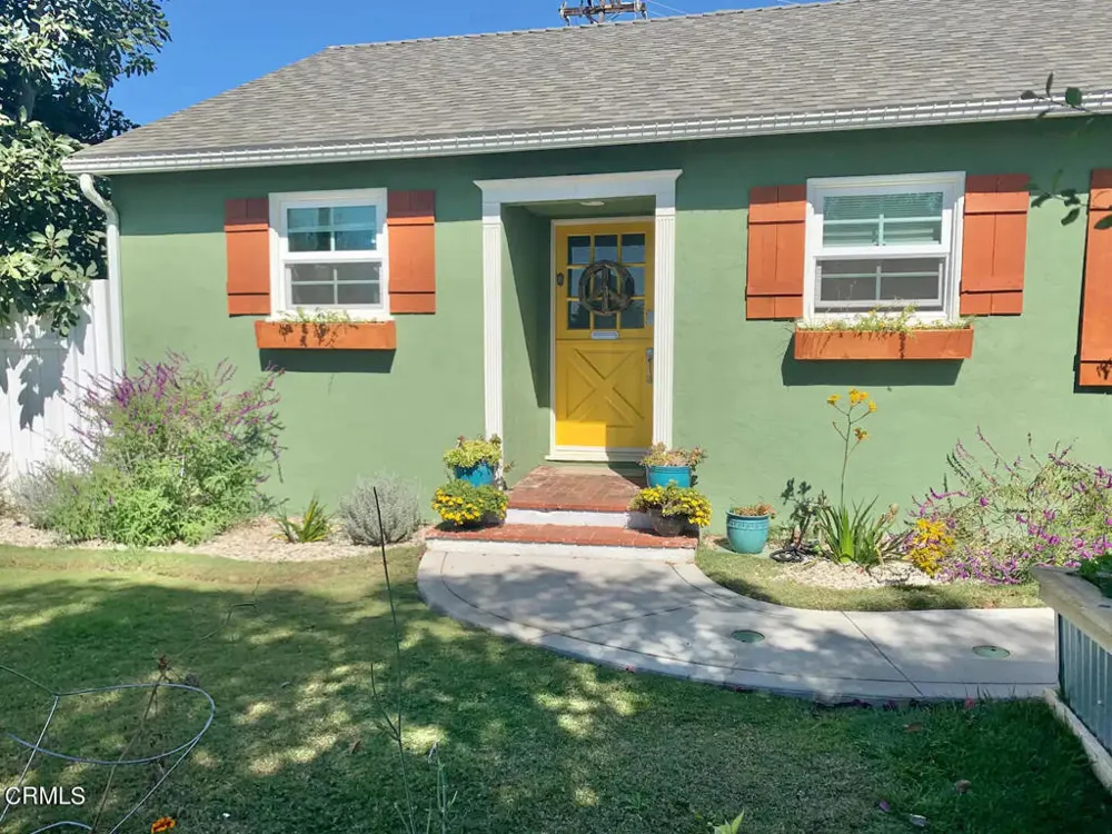 2619 Ocean Avenue Ventura, CA 93003