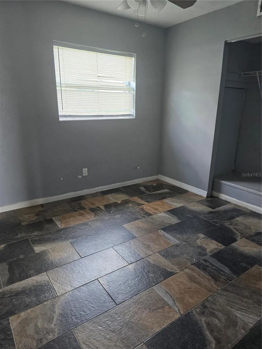1218 LORIE CIRCLE Brandon, FL 33510