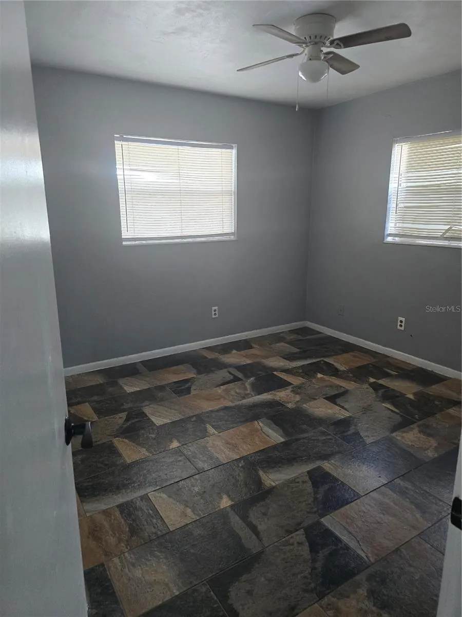1218 LORIE CIRCLE Brandon, FL 33510