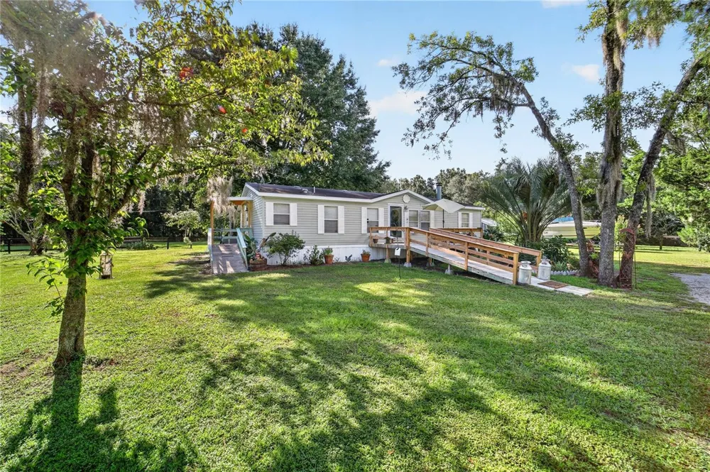 6051 SE 148TH TERRACE Morriston, FL 32668