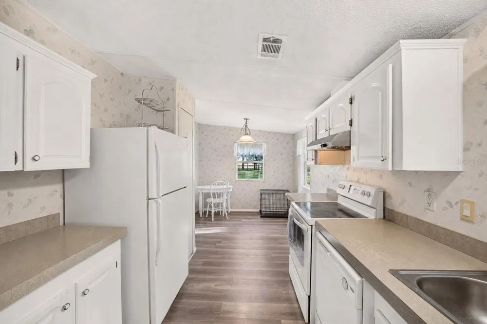 6051 SE 148TH TERRACE Morriston, FL 32668