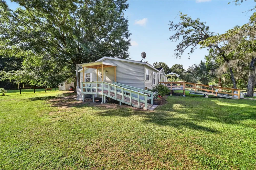6051 SE 148TH TERRACE Morriston, FL 32668