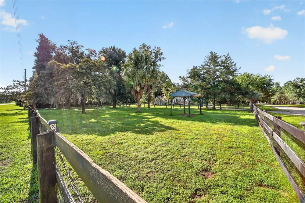 6051 SE 148TH TERRACE Morriston, FL 32668