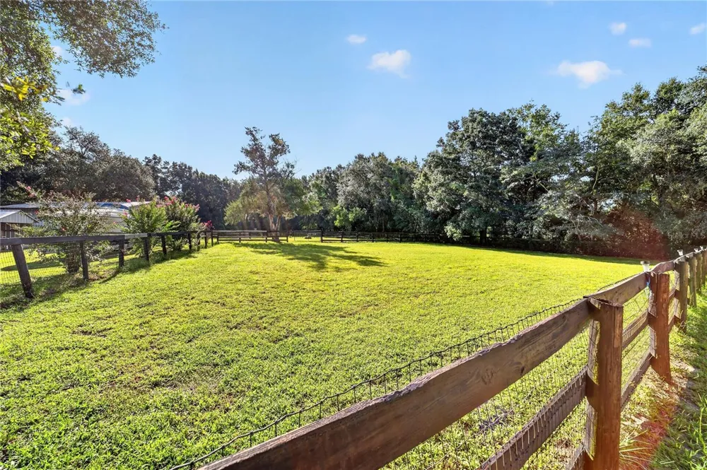 6051 SE 148TH TERRACE Morriston, FL 32668