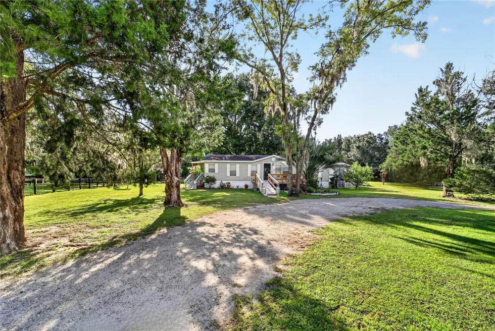 6051 SE 148TH TERRACE Morriston, FL 32668