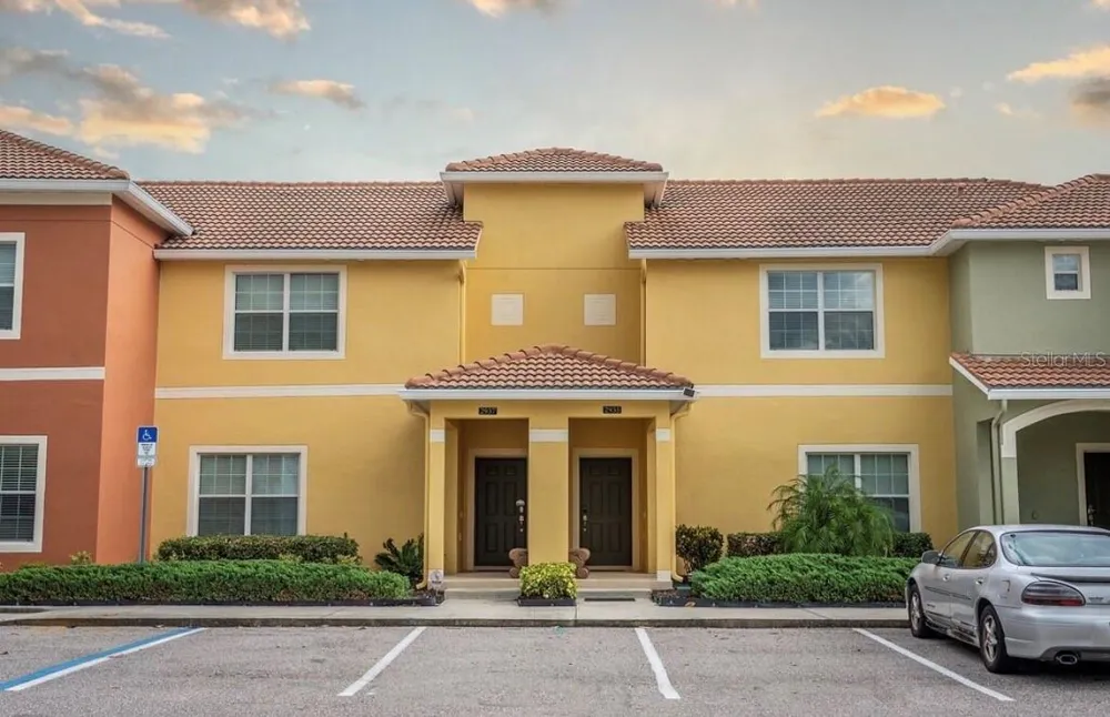 2935 BANANA PALM DRIVE Kissimmee, FL 34747