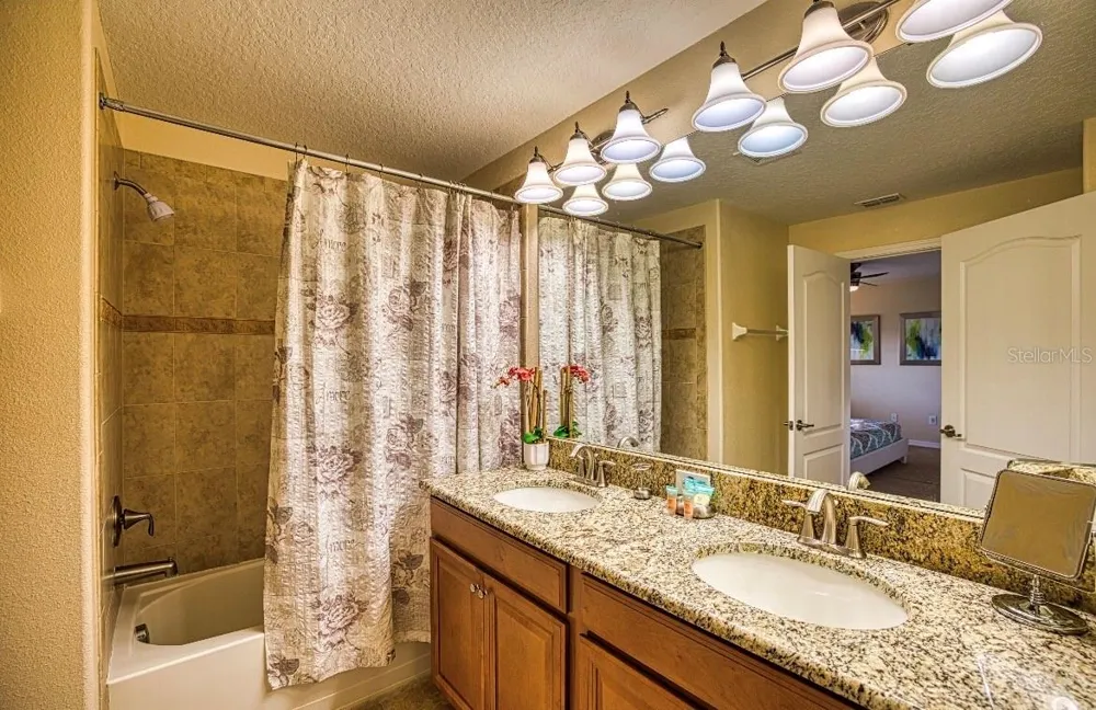 2935 BANANA PALM DRIVE Kissimmee, FL 34747