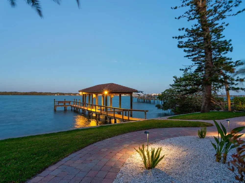 1216 CASEY KEY ROAD Osprey, FL 34229