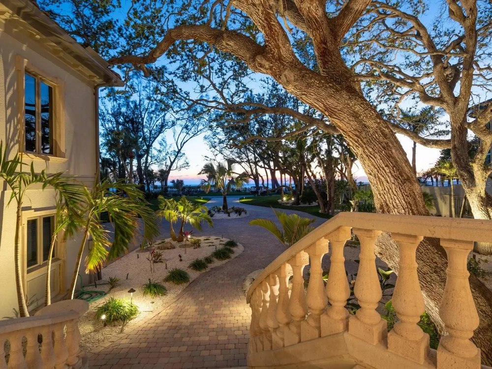 1216 CASEY KEY ROAD Osprey, FL 34229
