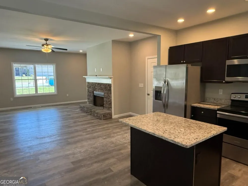 2434 Remington DR Commerce, GA 30529