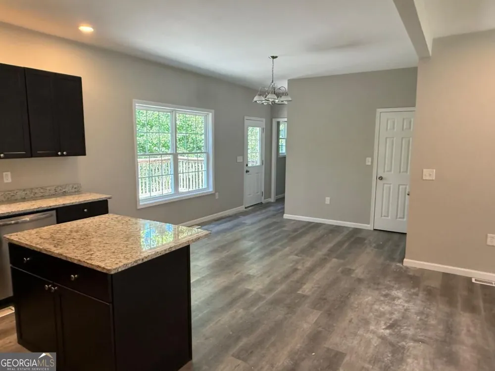 2434 Remington DR Commerce, GA 30529