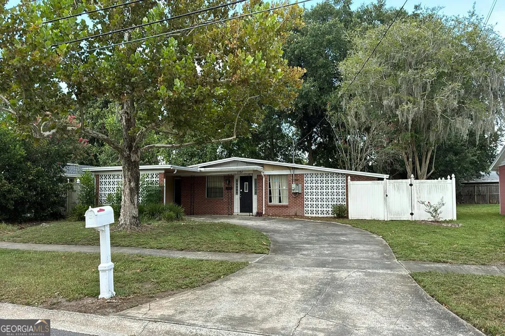 1131 Palisades DR Jacksonville, FL 32221