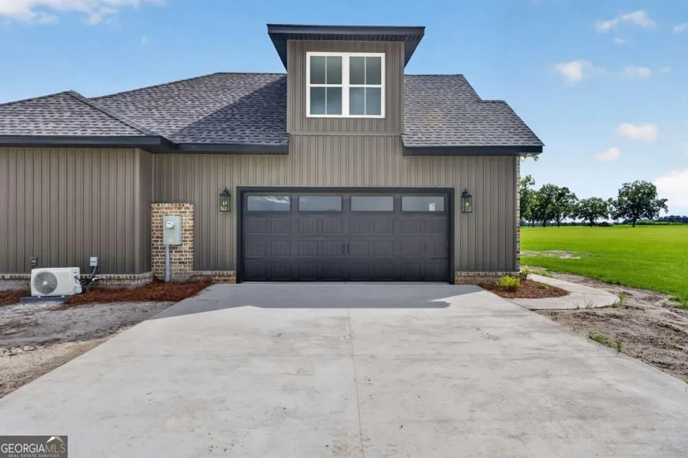 3634 Highway 121 Blackshear, GA 31516