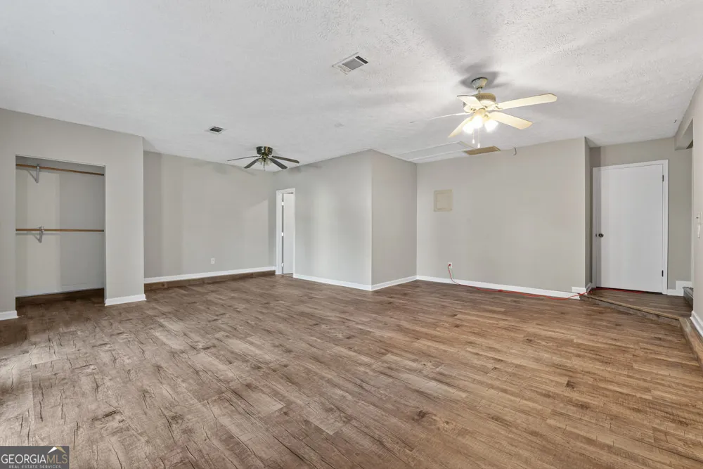 8340 Beechwood TRCE Riverdale, GA 30274