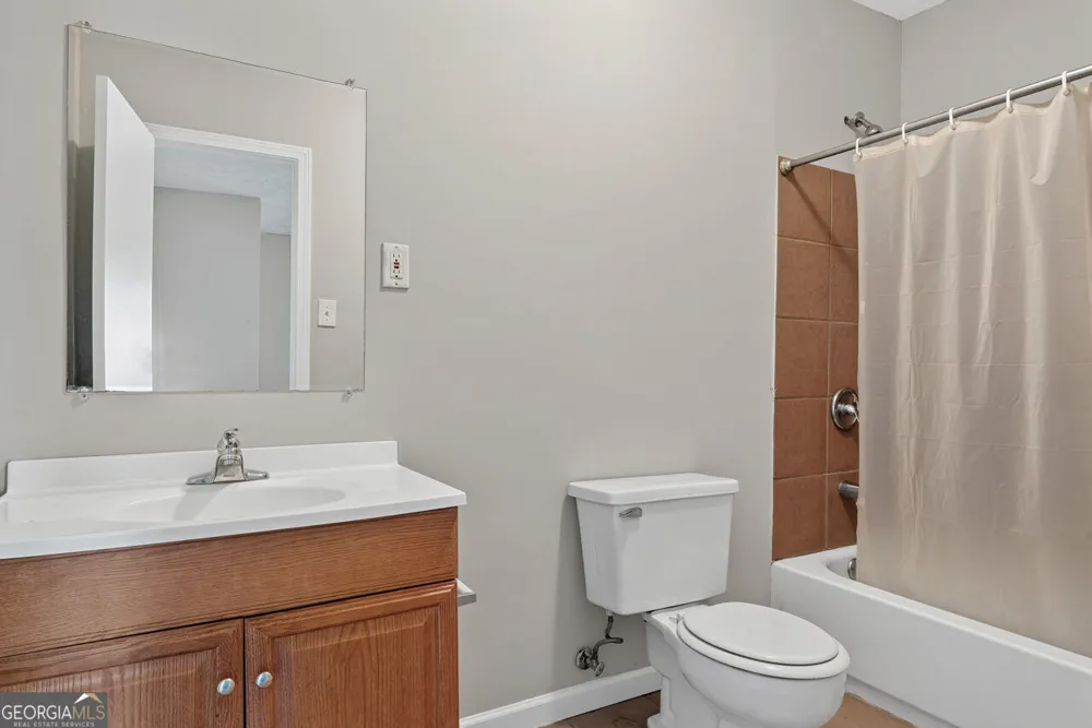 8340 Beechwood TRCE Riverdale, GA 30274