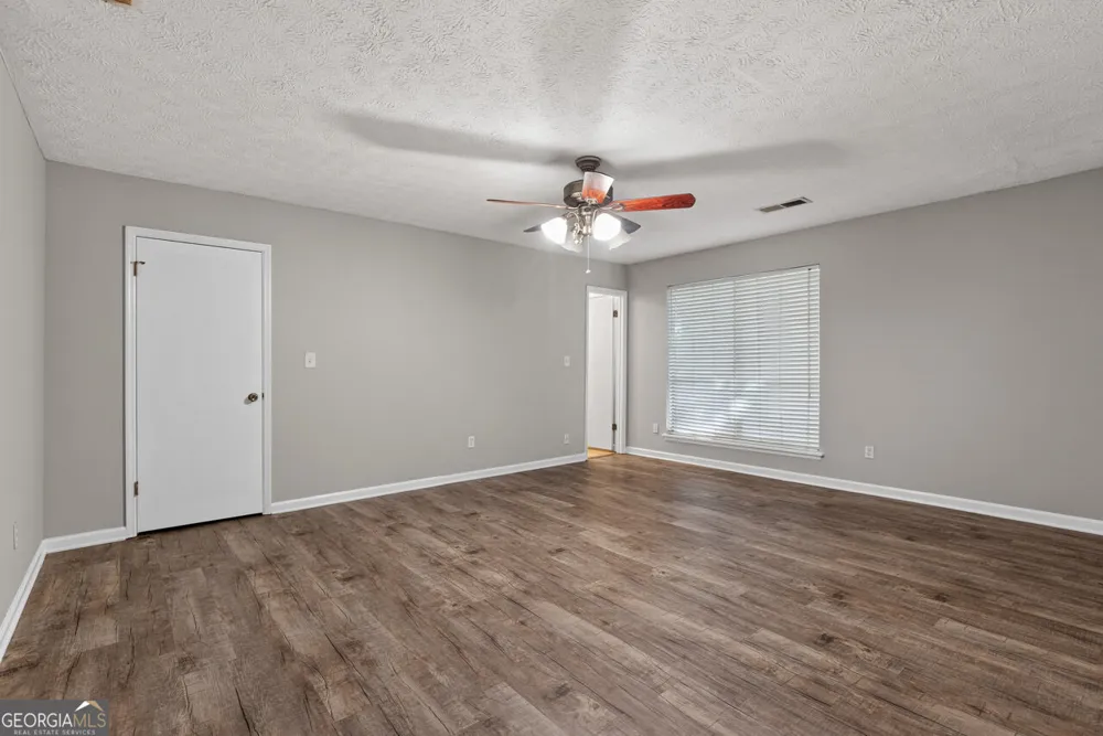 8340 Beechwood TRCE Riverdale, GA 30274