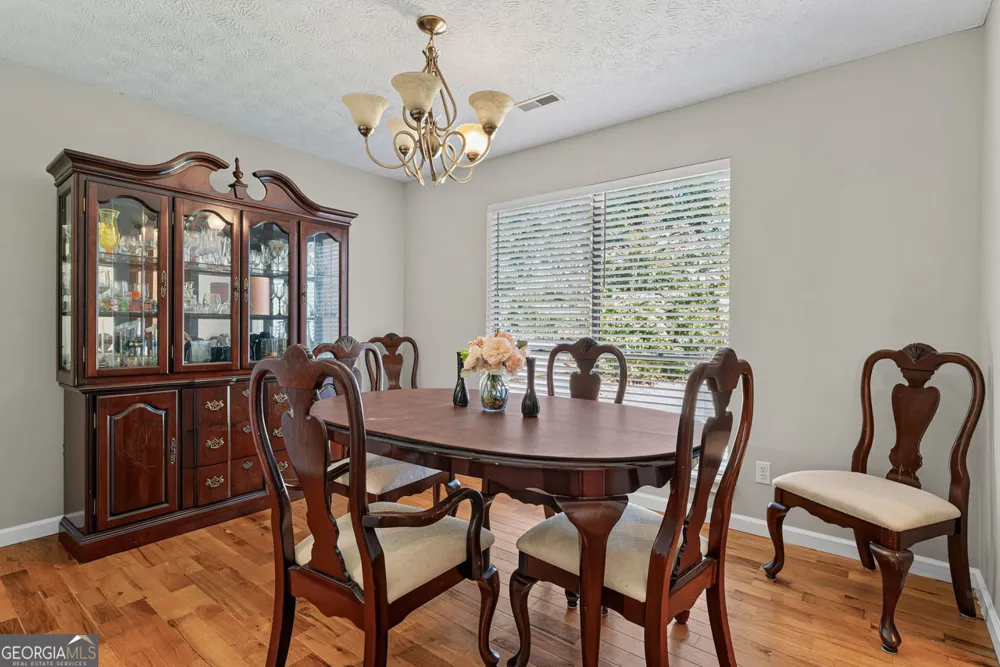 8340 Beechwood TRCE Riverdale, GA 30274