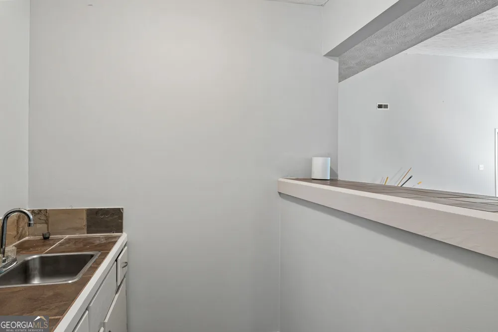 8340 Beechwood TRCE Riverdale, GA 30274