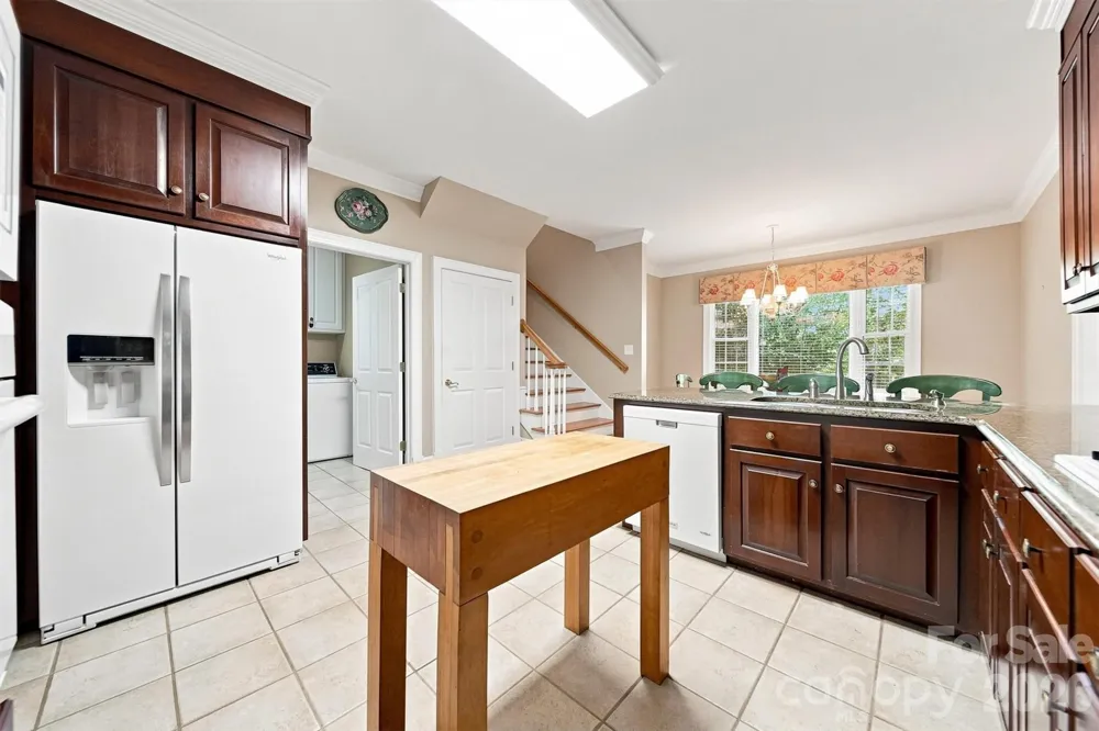 1515 8th Street NW Hickory, NC 28601