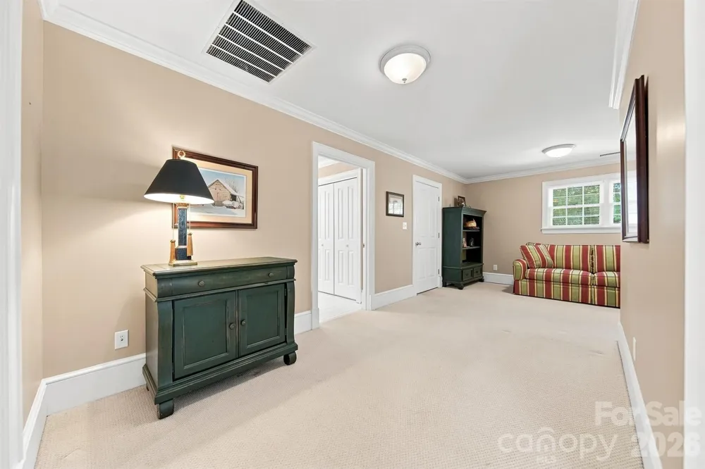 1515 8th Street NW Hickory, NC 28601