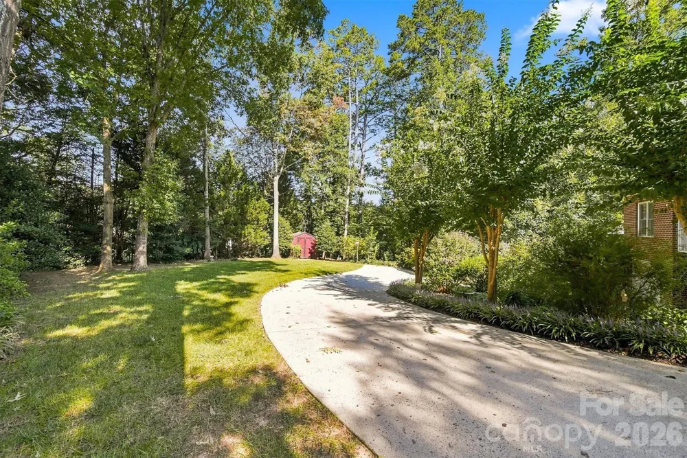 1515 8th Street NW Hickory, NC 28601