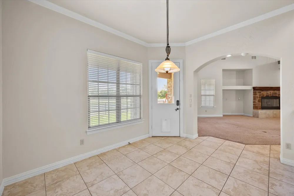 3325 Vista Lake Circle Mansfield, TX 76063