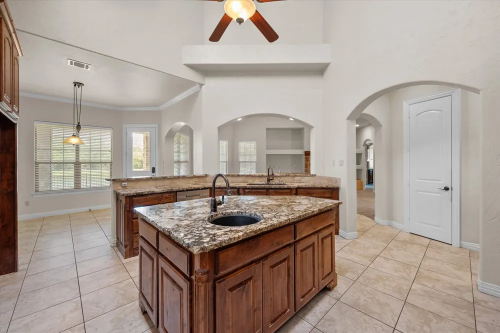 3325 Vista Lake Circle Mansfield, TX 76063