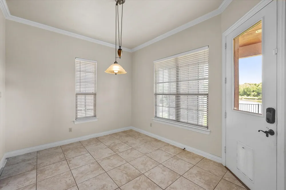 3325 Vista Lake Circle Mansfield, TX 76063