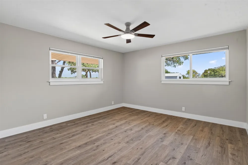 161 Tomlinson Road Granbury, TX 76049