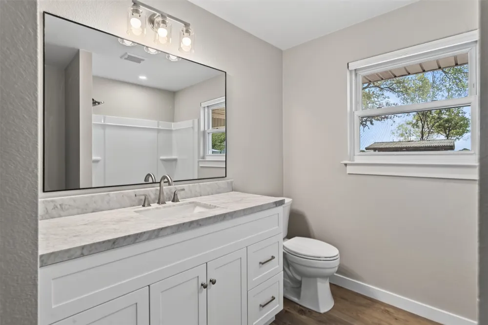 161 Tomlinson Road Granbury, TX 76049